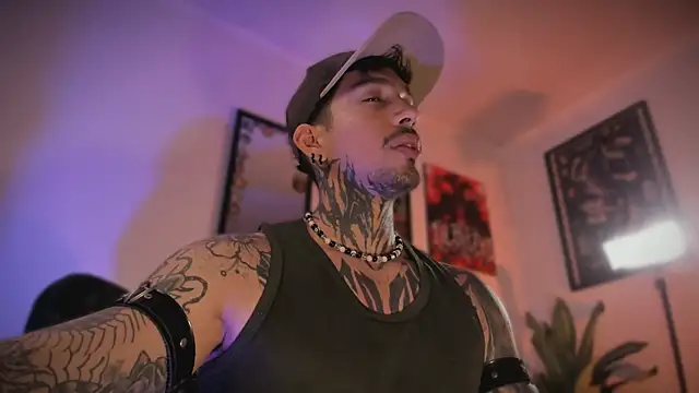 TigerStripes1  online show from April 2026 12:56:01 PM