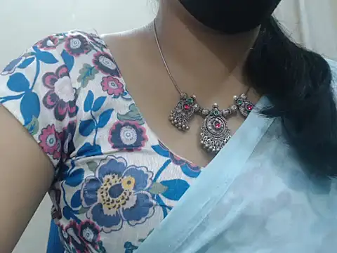 Lovely Siri 23 online show from June 2026 02:19:01 PM