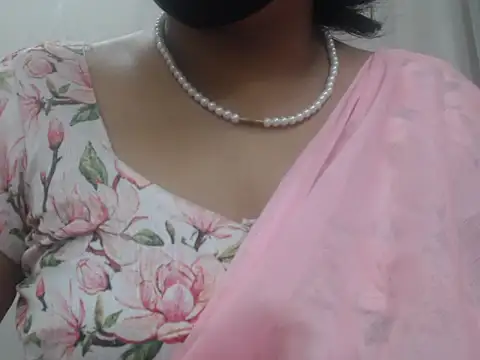 Lovely Siri 23 online show from July 2026 07:04:02 AM