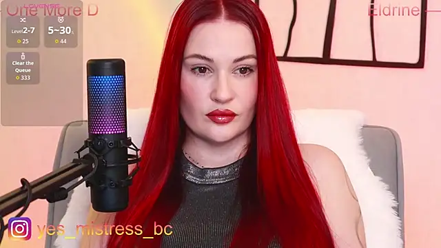 Snapshot of Vicky_Fetish chatting on April 2026 03:32:01 PM Vicky Fetish online show from April 2026 03:32:01 PM