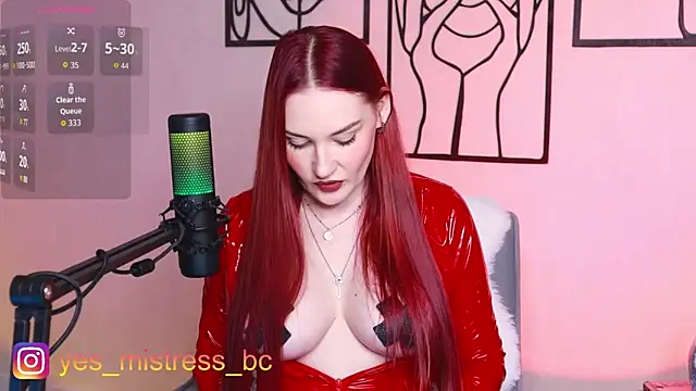 Snapshot of Vicky_Fetish chatting on June 2026 02:41:02 PM Vicky Fetish online show from June 2026 02:41:02 PM