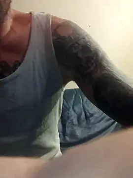 PIercingBoy38 online show from November 2025 07:27:02 PM