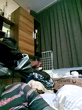 PIercingBoy38 online show from April 2026 07:32:01 PM