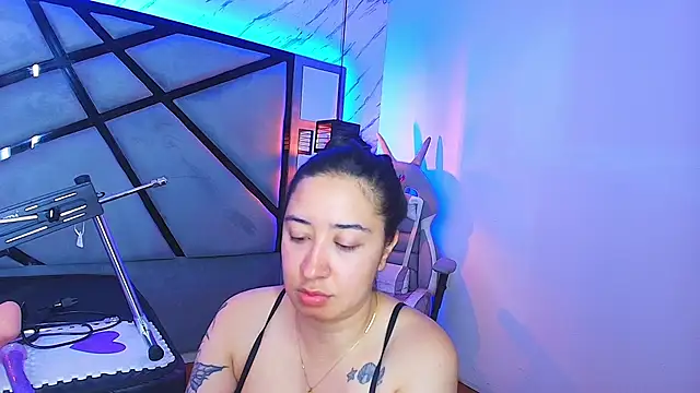 sayumi dirty online show from April 2026 07:22:02 PM