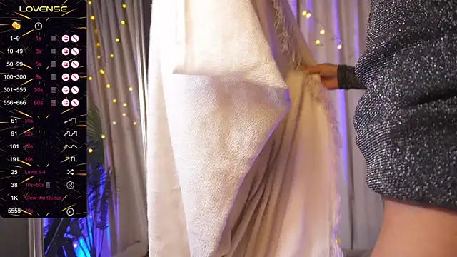 1reisatumi  online show from November 2025 01:34:02 PM