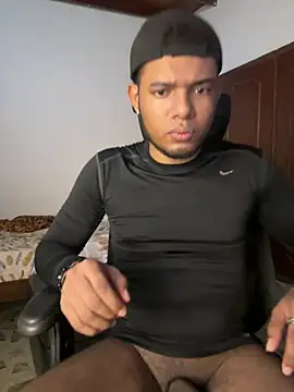 Rafaxxx2000T online show from July 2026 06:32:01 AM