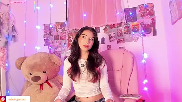 natalie jaensen online show from April 2026 04:17:01 AM