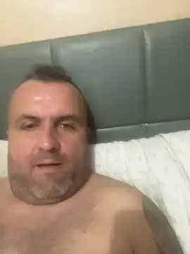 andres1925 online show from August 2026 02:11:01 AM