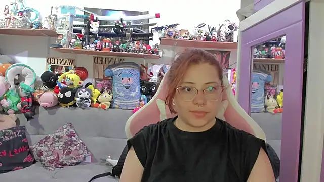 soficammy online show from April 2026 09:50:02 PM