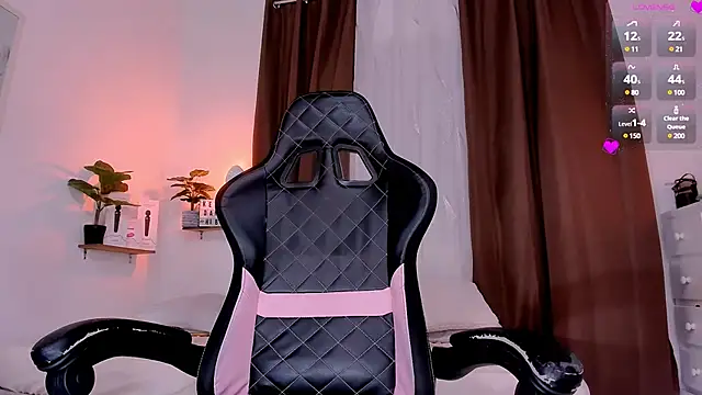 KeishaDanger  online show from December 2024 10:43:01 PM