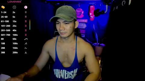 Snapshot of 000batman000 chatting on February 2026 12:32:01 PM Bruce online show from February 2026 12:32:01 PM