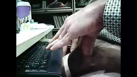 Snapshot of 01quebecboy69 chatting on December 2024 05:01:01 PM 01quebecboy69 online show from December 2024 05:01:01 PM