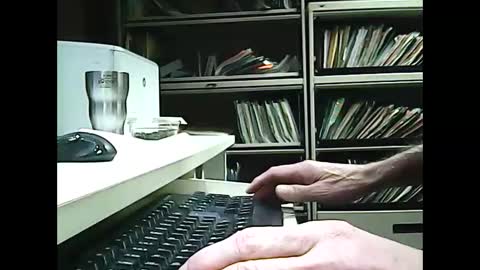 Snapshot of 01quebecboy69 chatting on February 2025 08:00:02 PM 01quebecboy69 online show from February 2025 08:00:02 PM