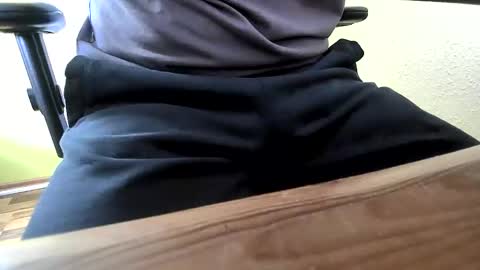 Snapshot of 0815____pet chatting on December 2024 09:00:01 AM Peter online show from December 2024 09:00:01 AM