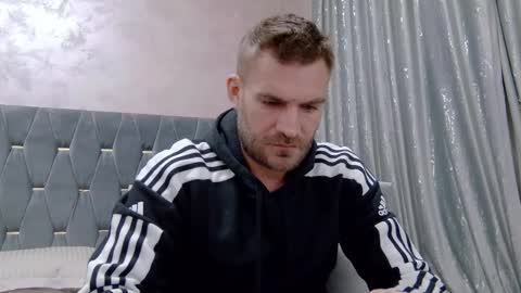 10in_deluxe online show from December 2025 07:12:01 AM