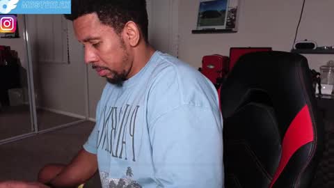 Snapshot of 10inch_gymjunky chatting on March 2025 08:56:02 AM MrSteeleXXX - snapchat online show from March 2025 08:56:02 AM