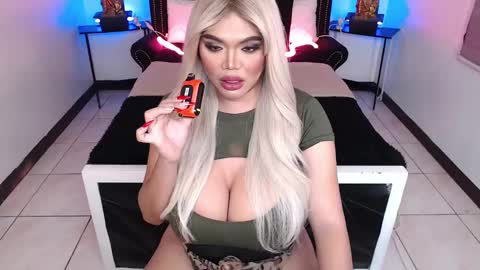 Sasha Banks online show from December 2024 06:25:01 PM