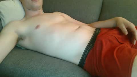 Snapshot of 18chillin chatting on September 2025 11:16:02 PM 18chillin online show from September 2025 11:16:02 PM