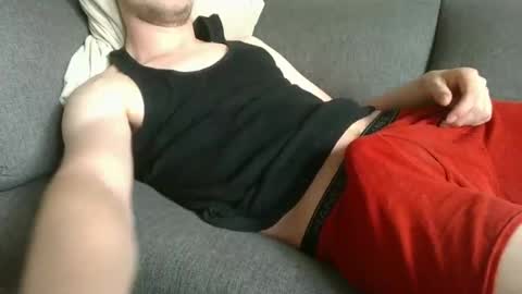 Snapshot of 18chillin chatting on September 2025 09:40:02 PM 18chillin online show from September 2025 09:40:02 PM