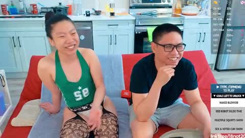 Tong  Ralph online show from April 2026 12:12:01 AM