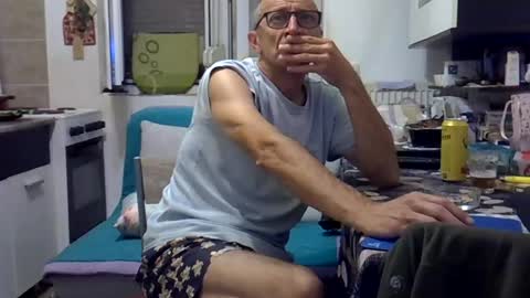 Snapshot of 1973man chatting on July 2026 11:56:01 PM 1973man online show from July 2026 11:56:01 PM