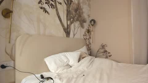 Snapshot of 1i1ypa1mer chatting on September 2025 04:17:01 PM Lily 3 online show from September 2025 04:17:01 PM