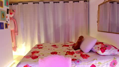 laiaa rivas online show from November 2025 02:55:02 AM