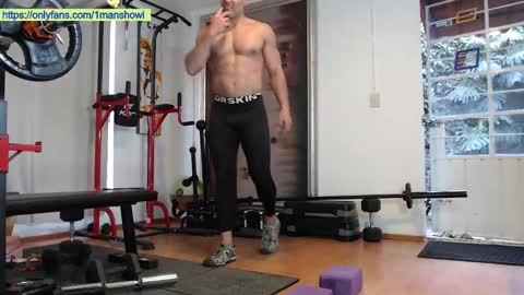 Snapshot of 1manshow11 chatting on February 2026 11:22:01 PM 1manshow11 online show from February 2026 11:22:01 PM