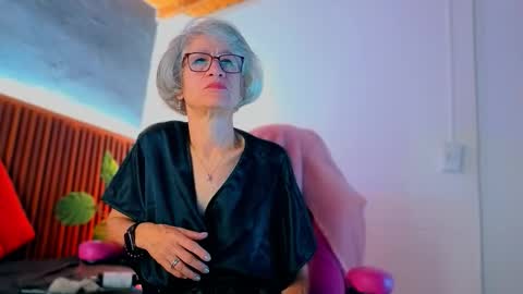 Miss Monserrate online show from February 2026 12:32:02 PM