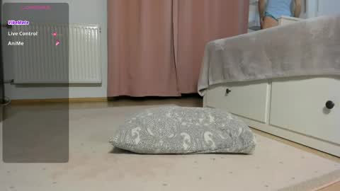 molly online show from May 2026 07:08:01 PM
