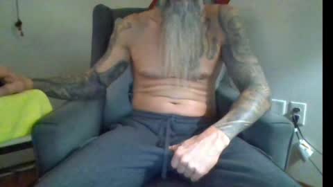 Snapshot of 1theone12 chatting on November 2025 02:21:01 AM 1theone12 online show from November 2025 02:21:01 AM