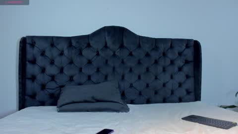 1Threestar online show from September 2025 01:05:02 PM