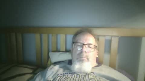 Snapshot of 2003dynawideglide chatting on January 2025 02:24:02 AM 2003dynawideglide online show from January 2025 02:24:02 AM