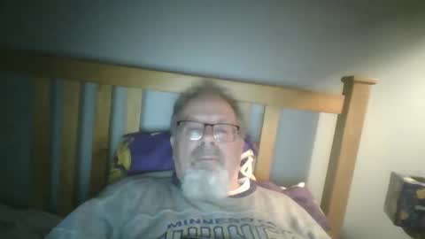 Snapshot of 2003dynawideglide chatting on January 2025 02:22:02 AM 2003dynawideglide online show from January 2025 02:22:02 AM