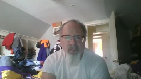 Snapshot of 2003dynawideglide chatting on January 2025 06:50:01 PM 2003dynawideglide online show from January 2025 06:50:01 PM