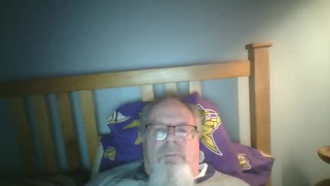 Snapshot of 2003dynawideglide chatting on February 2025 04:10:01 AM 2003dynawideglide online show from February 2025 04:10:01 AM