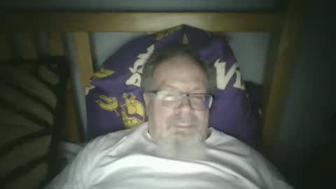 Snapshot of 2003dynawideglide chatting on February 2025 09:46:02 PM 2003dynawideglide online show from February 2025 09:46:02 PM