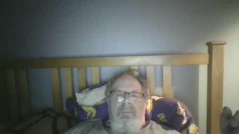 Snapshot of 2003dynawideglide chatting on February 2025 11:58:02 PM 2003dynawideglide online show from February 2025 11:58:02 PM