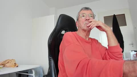 Henk online show from November 2025 03:07:02 PM