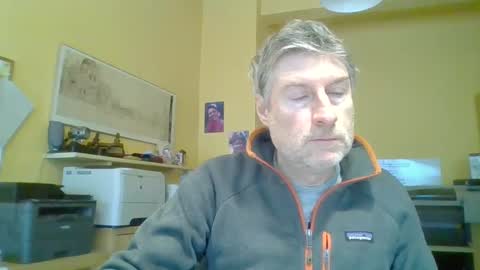 Snapshot of 22esserre chatting on February 2025 09:32:02 AM 22esserre online show from February 2025 09:32:02 AM