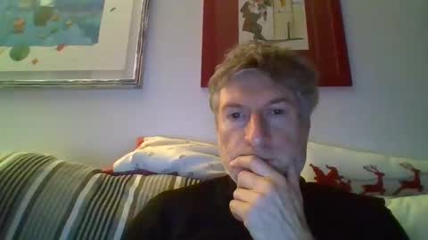 Snapshot of 22esserre chatting on March 2025 10:45:02 PM 22esserre online show from March 2025 10:45:02 PM