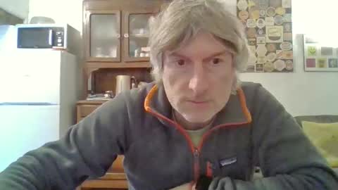 22esserre online show from December 2025 12:42:02 PM