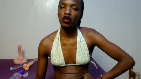 Snapshot of 254pinkslut chatting on May 2026 07:43:01 PM TightPussy online show from May 2026 07:43:01 PM
