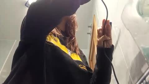 Snapshot of 2girls__dream chatting on November 2025 09:31:01 AM samantha sharon online show from November 2025 09:31:01 AM