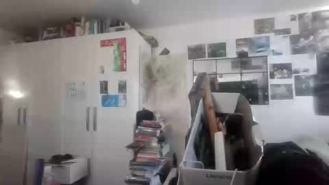 Snapshot of 2l82agree chatting on October 2025 03:51:02 PM 2l82agree online show from October 2025 03:51:02 PM