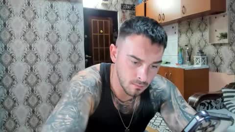 2sexymuscles online show from November 2025 08:35:02 PM