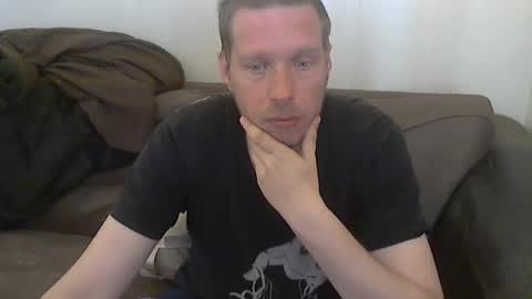 2small4you83 online show from June 2026 04:55:01 PM