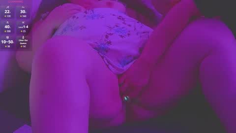 2trippy69 online show from February 2026 02:43:01 AM