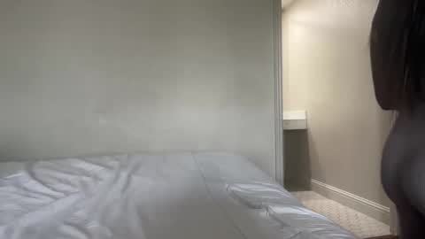 Snapshot of 304divinekarma chatting on November 2025 08:29:01 PM GamerBaddieLux online show from November 2025 08:29:01 PM