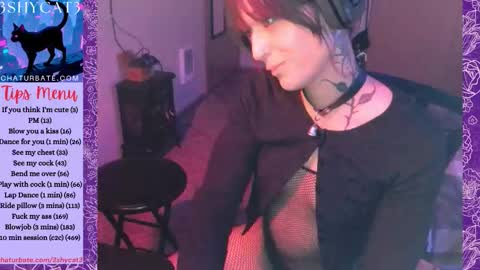 3ShyCat3 online show from November 2025 04:55:01 AM